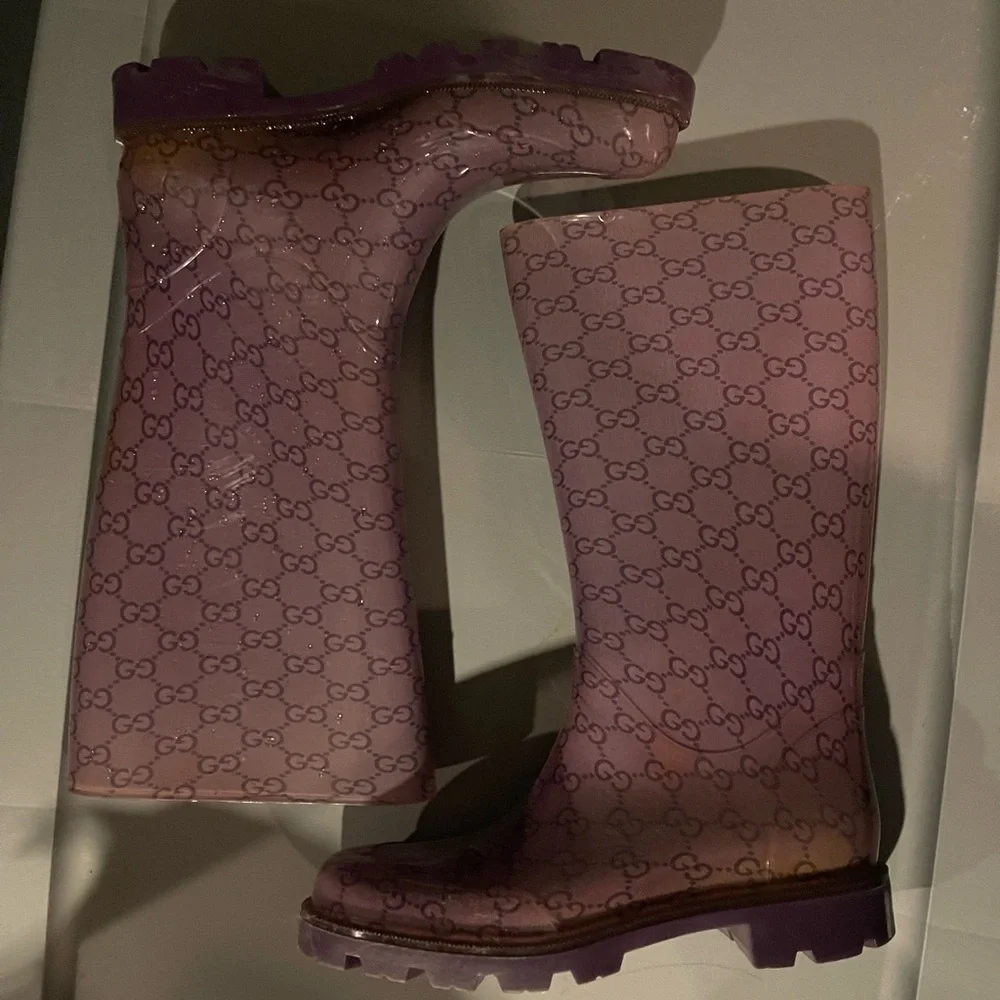 Gucci Purple GG Logo Rain Boots - Picture 2 of 6